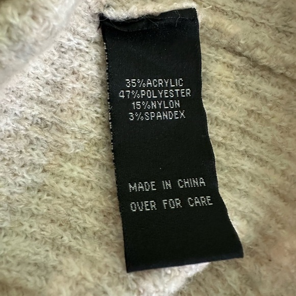 BCX cream medium sweater with brown button trim - Picture 8 of 11